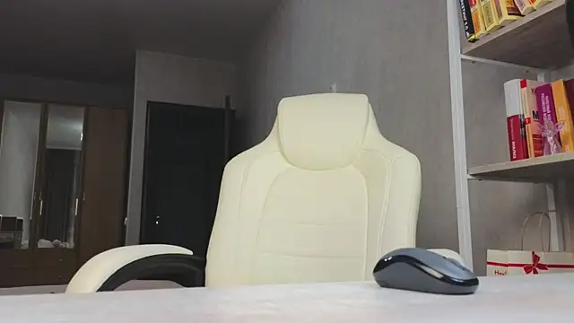 Marietta_Castro live sex cam