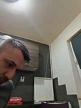 Aly-john1985's cam snapshot