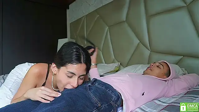 Be_curious live sex cam