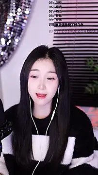 Singer-muzi live sex cam