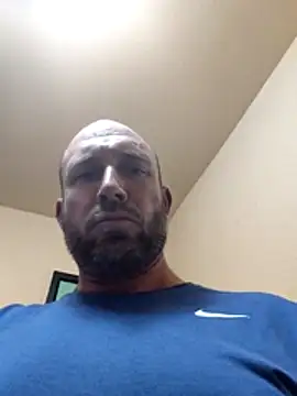 Brucejuce6669 live sex cam