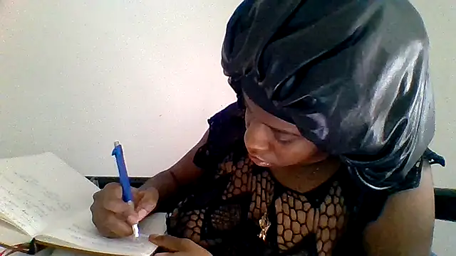 _she_was_a_fairy's cam snapshot