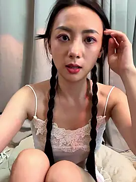 ReiningAffaire live sex cam