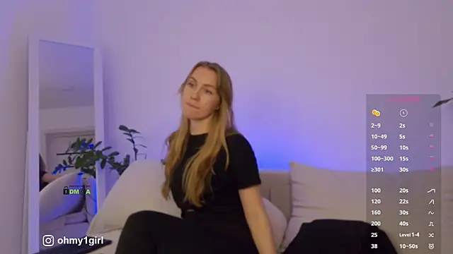 Fallinlove1 live sex cam