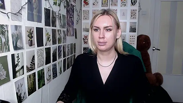 CapriScorpion live sex cam