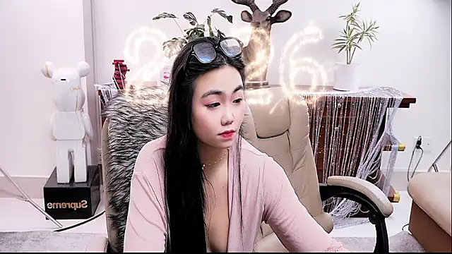 Yuyu_babii67 live sex cam