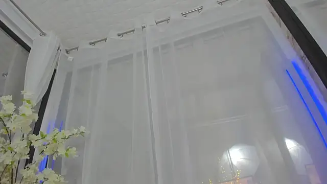 Russian_Ava live sex cam