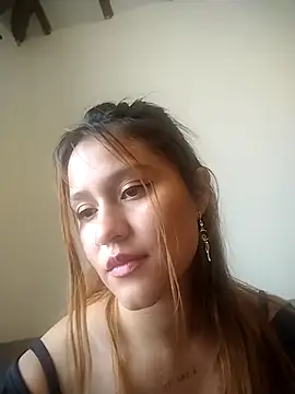 Alinaat086's cam snapshot