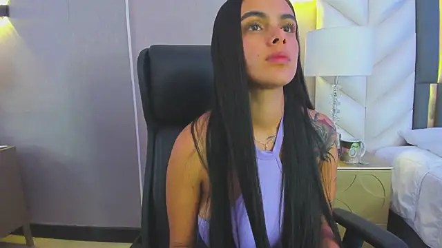 ChloeHarper_ live sex cam