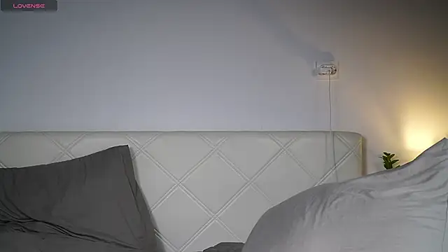 KaeliaScorch live sex cam