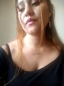 Alinaat086's cam snapshot