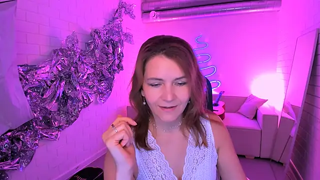 NicoleHitman live sex cam