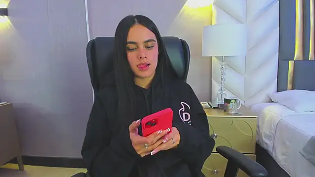 ChloeHarper_ live sex cam