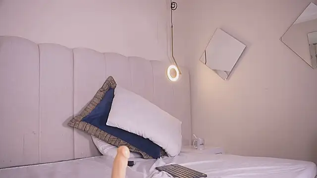 Abby-me live sex cam