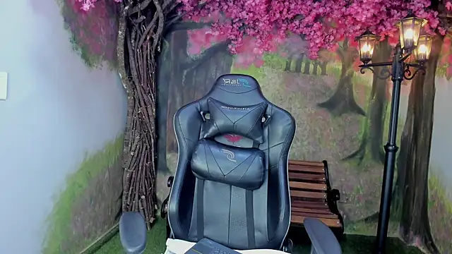 GoldenMusee_ live sex cam