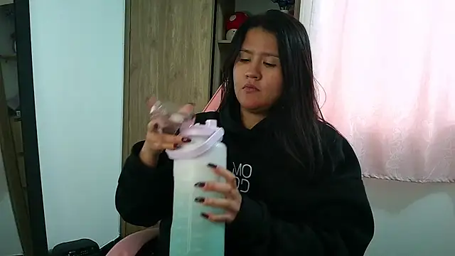 Oliviawatson1's cam snapshot