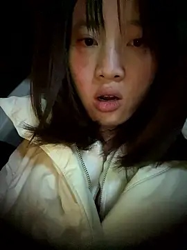 littleqiu9 live sex cam