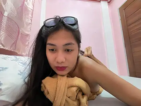 Mira_Janee live sex cam