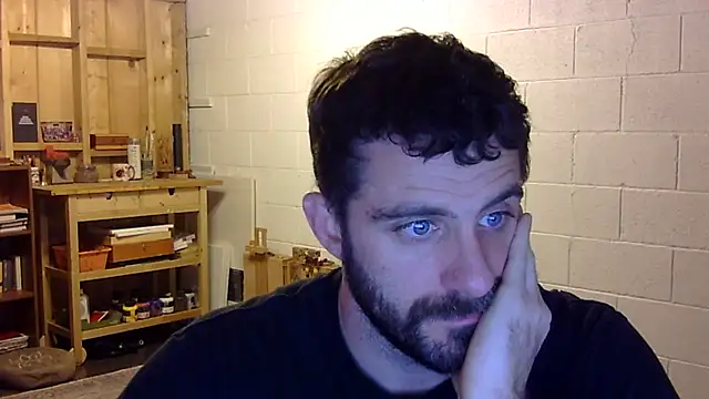 TenFifty1050's cam snapshot