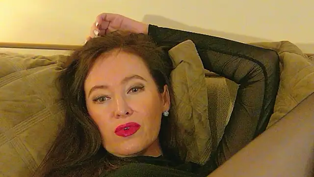 VelvetPrivate's cam snapshot