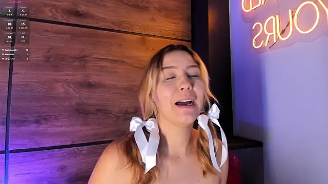 alyamonroe's cam snapshot