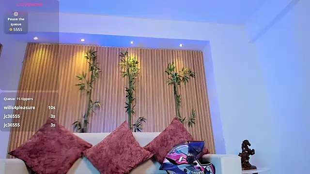 paulina_sweett_'s cam snapshot