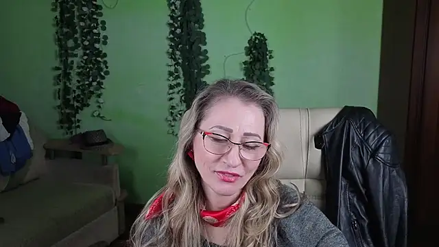 Habibi_Honeyy's cam snapshot