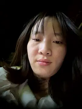 littleqiu9 live sex cam