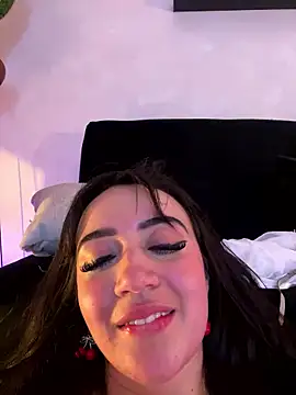 EmmyEvans1 live sex cam