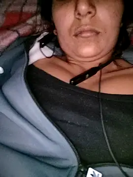 khusi__sharma2004's cam snapshot