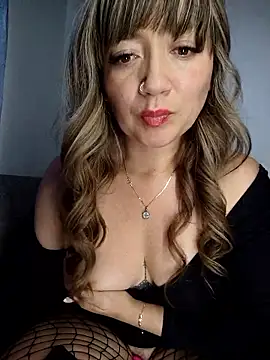 tata_sanz_ live sex cam