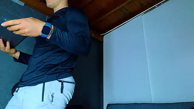 ALANNFERRER live sex cam