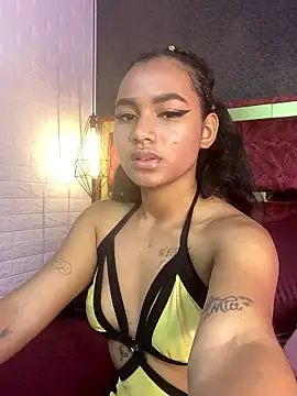 Tatianapink18's cam snapshot