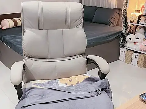 Nabiii6868 live sex cam