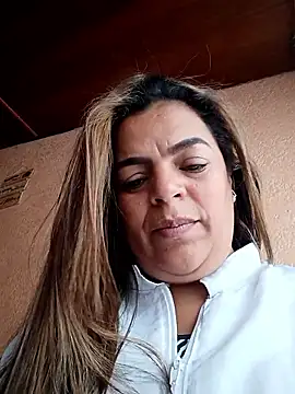 Mia-Glow live sex cam