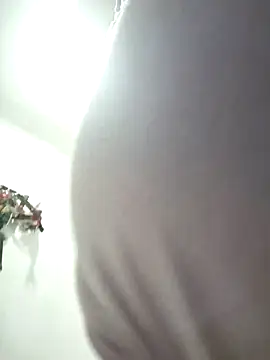 Divine_Pouvoir's cam snapshot