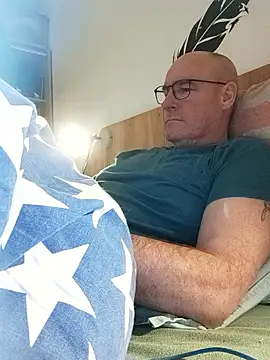 bogland33 live sex cam