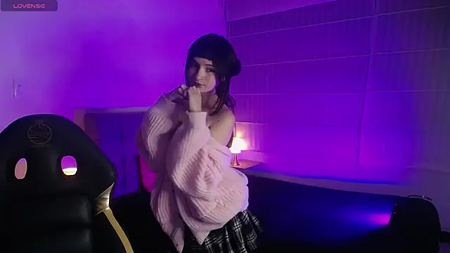 _Charlotte_Collins_ live sex cam