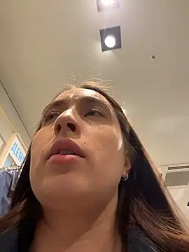 Holly_Play live sex cam