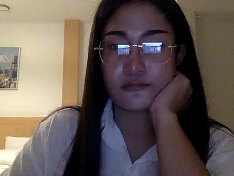 plysaithailand live sex cam