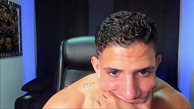 jhonnysnow17 live sex cam