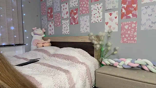 IsabellaBliss_'s cam snapshot