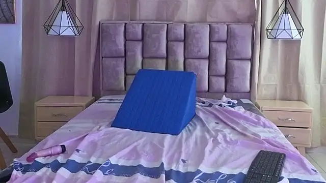 scarlettjohnson_'s cam snapshot