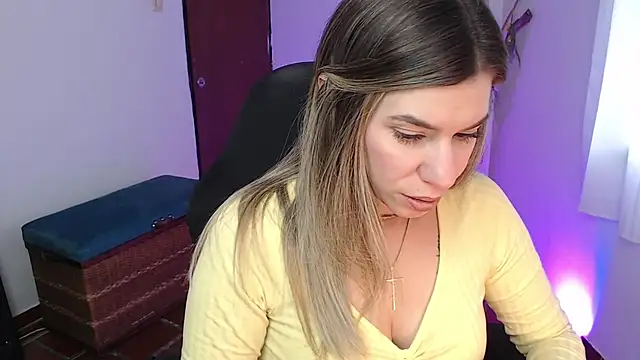 ms_sofia_x live sex cam