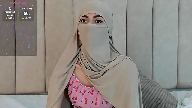 _Zahiira_ live sex cam