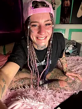 BlazyKitsune- live sex cam