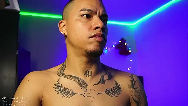 AlphaMasterXxx live sex cam