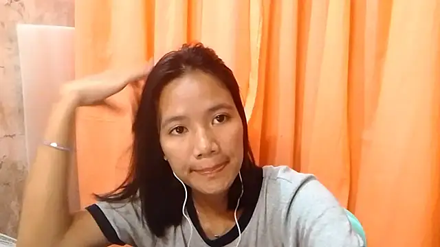 HeleneAly's cam snapshot