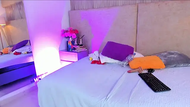 _Farahh_'s cam snapshot