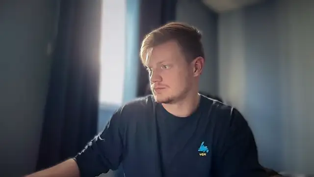 lustylyndon's cam snapshot